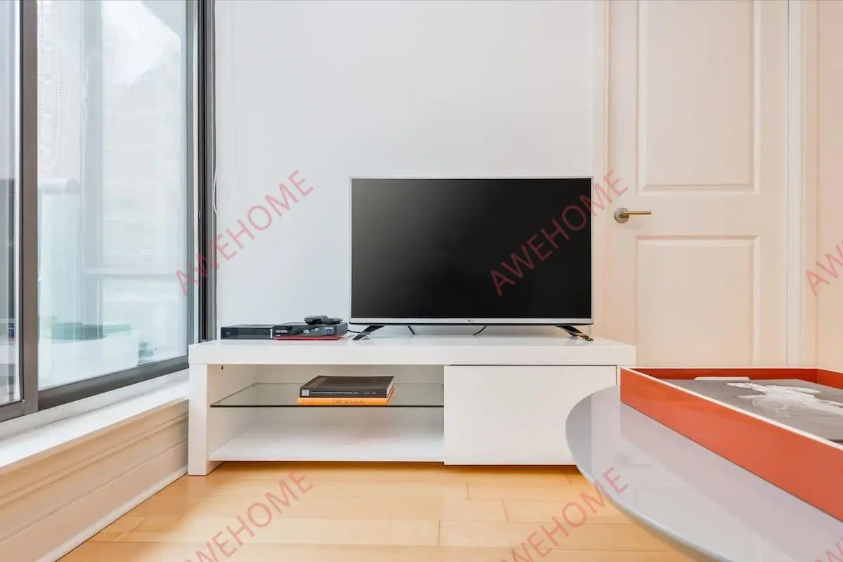 多倫多租房Downtown Hotel Style Yorkville 1 Bedroom with Den