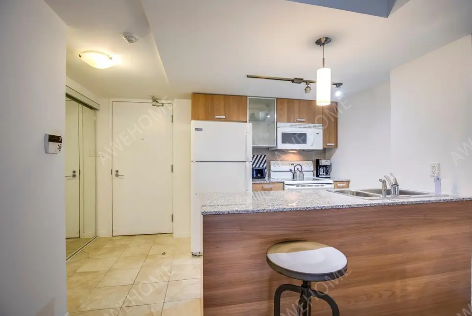 多倫多租房Bay and College - 1 Bedroom Suite
