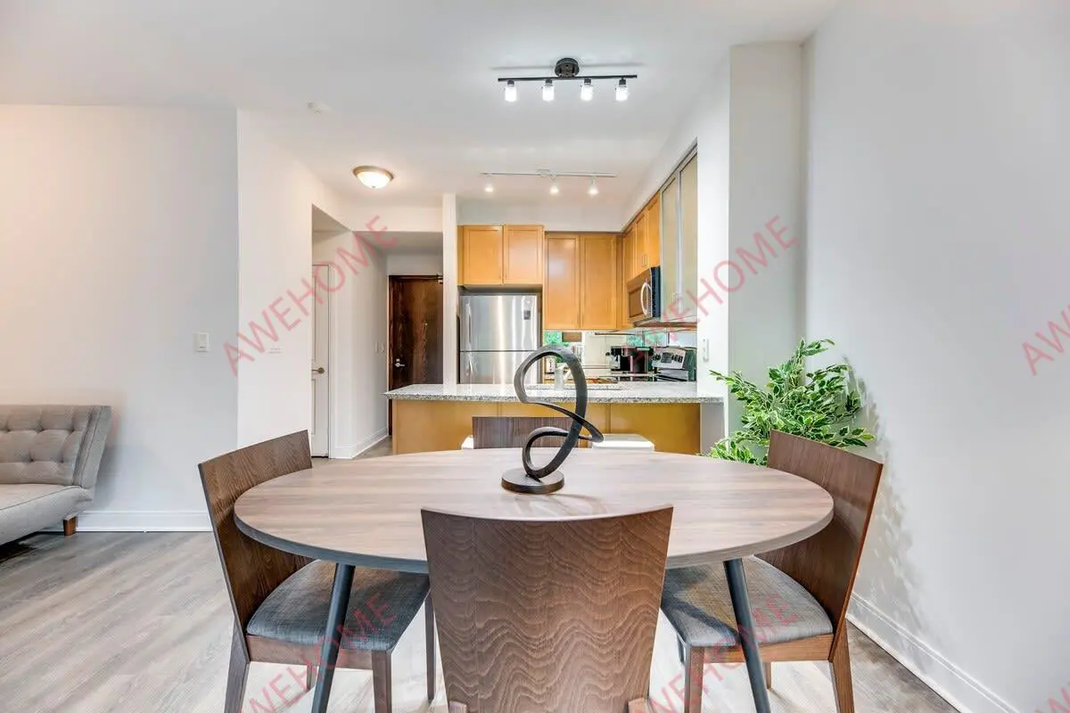多倫多租房Yorkville 1 Bedroom Plus Home Office Suite