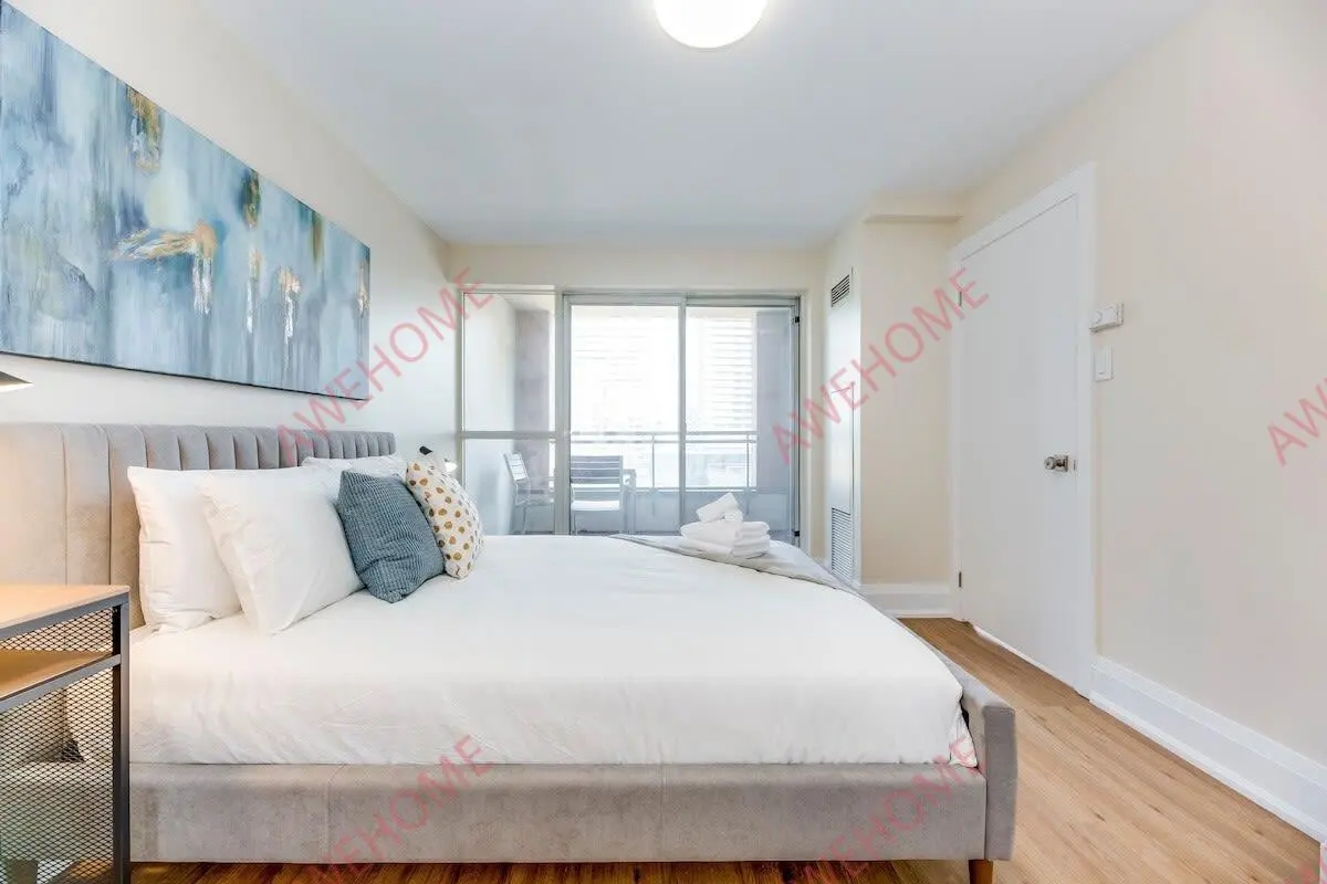 多倫多租房Bay and College Grand Suite