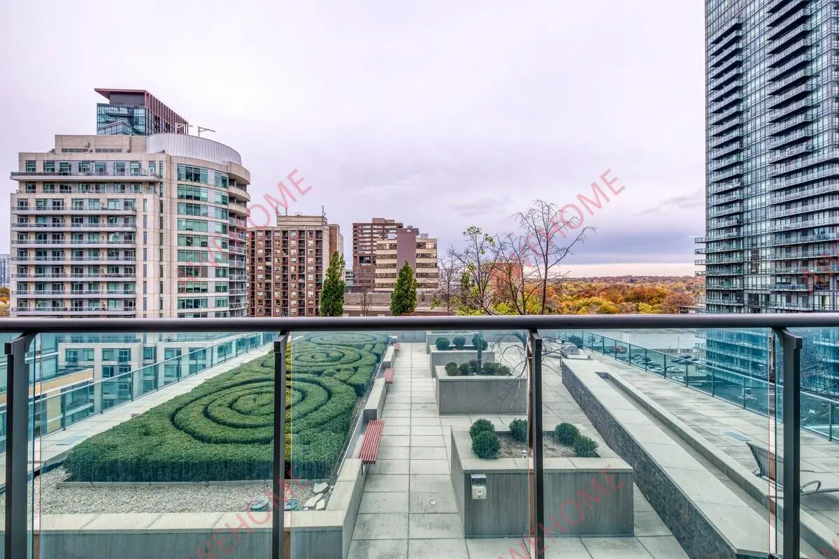 多倫多租房9th Floor Suite Yorkville