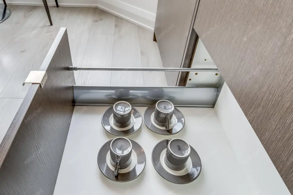 多倫多租房Upscale 1BR  Den in Downtown Torontos Yorkville