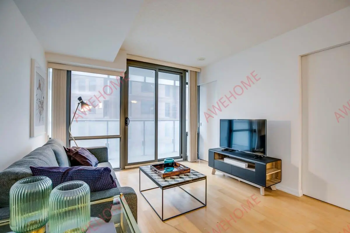 多倫多租房Bay and College - 1 Bedroom Suite