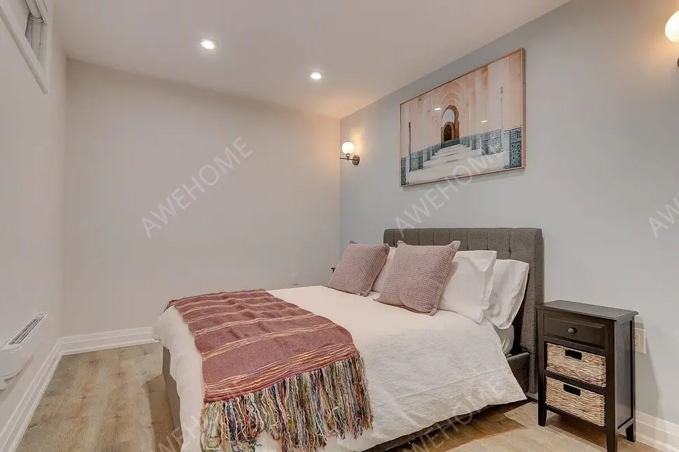 多倫多租房Sleek and Stylish Suite in The Annex
