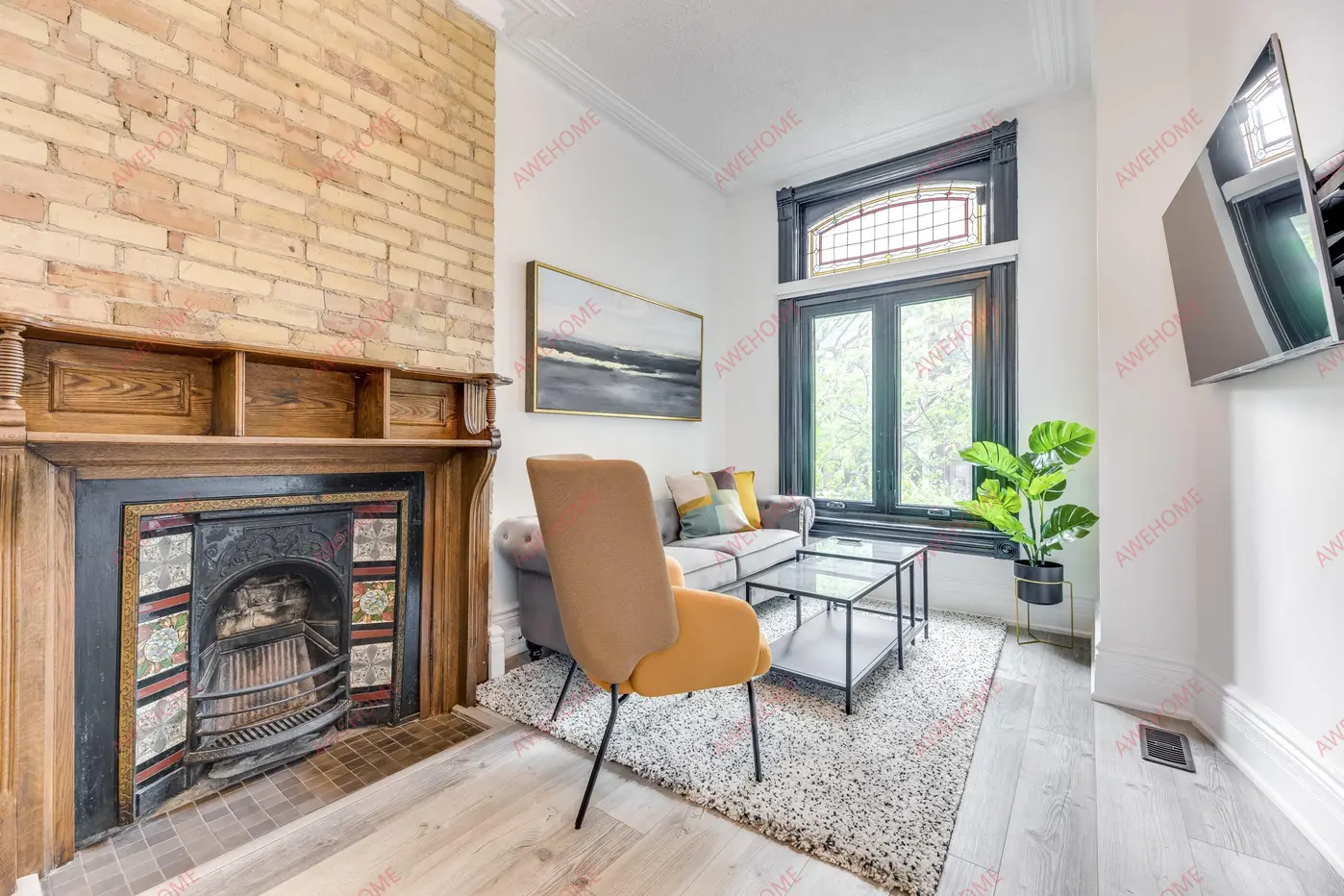 多倫多租房Church St Spacious Suite