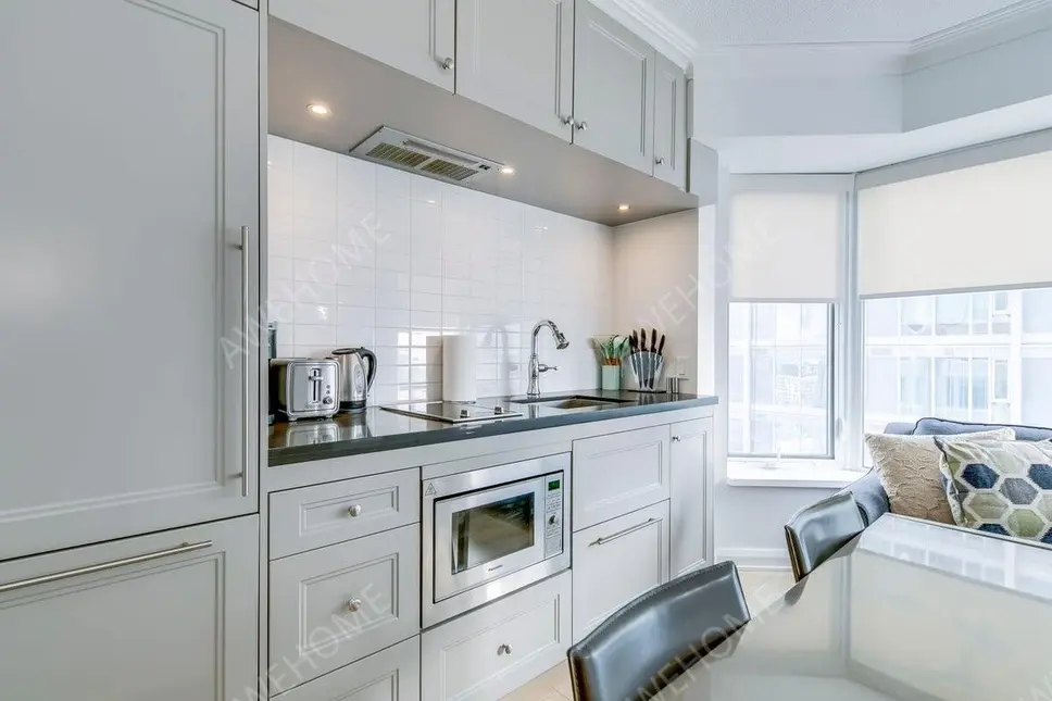 多倫多租房Yorkville Presidential Studio