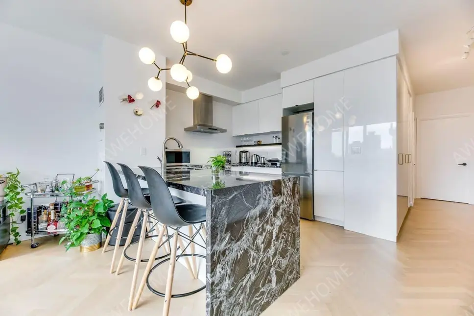 多倫多租房Spacious 2 Bedroom Downtown Toronto