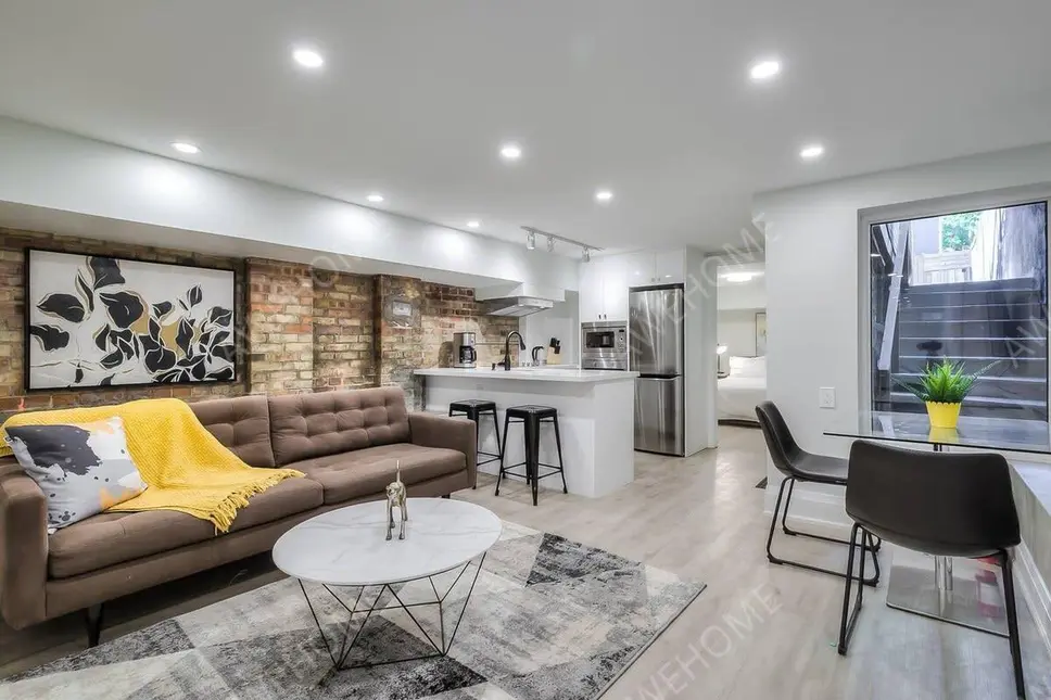多倫多租房Snazzy 2BR Suite near Dundas Square