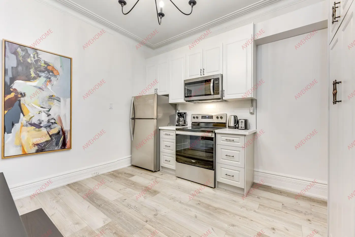 多倫多租房Church St Spacious Suite