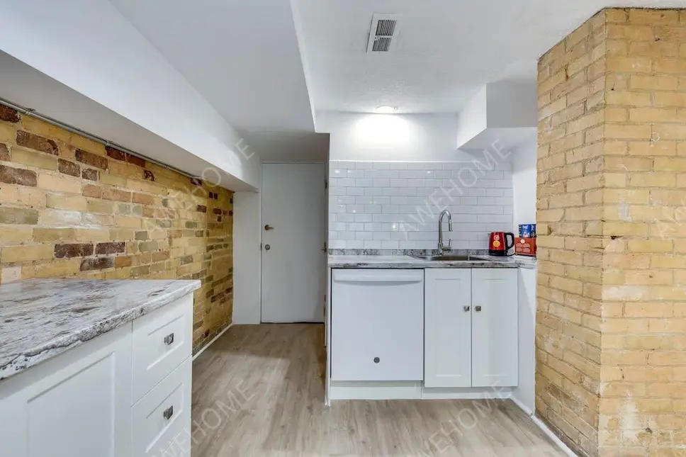 多倫多租房Elegant Spacious Studio in Downtown Toronto
