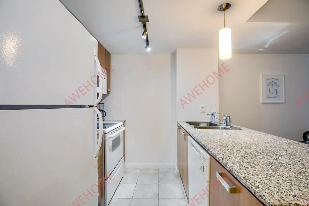 多倫多租房Bay and College - 1 Bedroom Suite