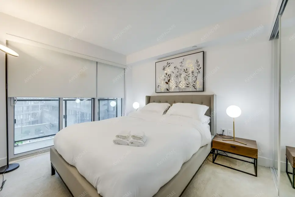 多倫多租房Stunning Bay New 2-Bedroom Suite