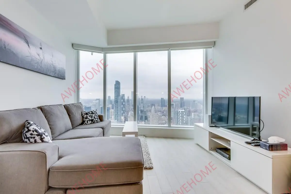 多倫多租房High in the Sky Hotel Style Sub Penthouse