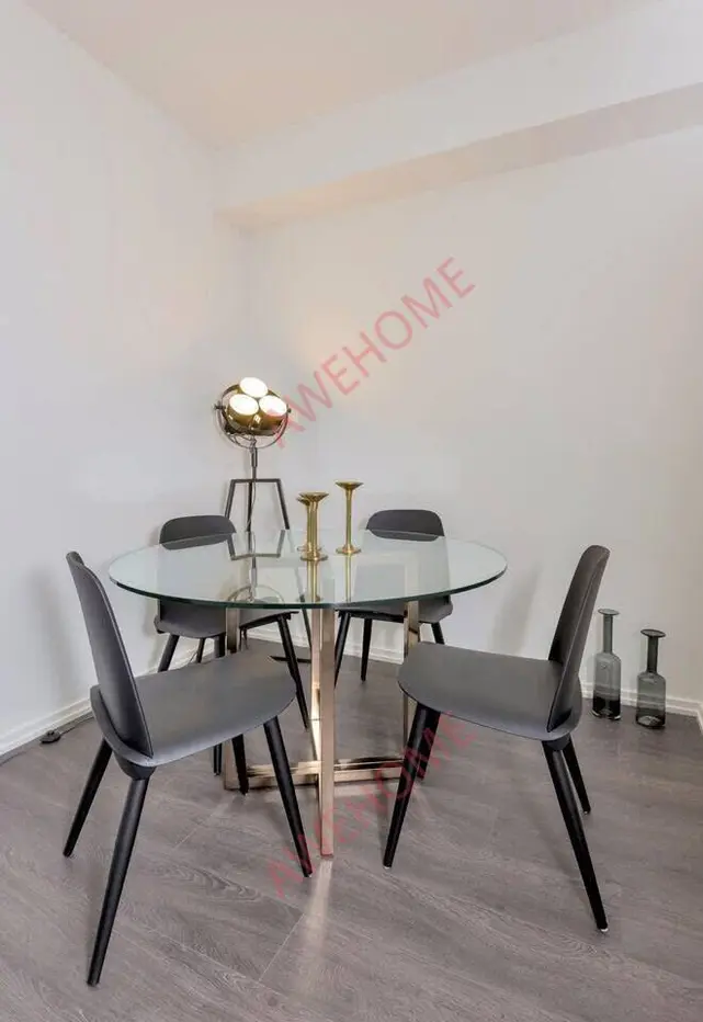 多倫多租房New Downtown Stunning 1 Bedroom and Den Condo