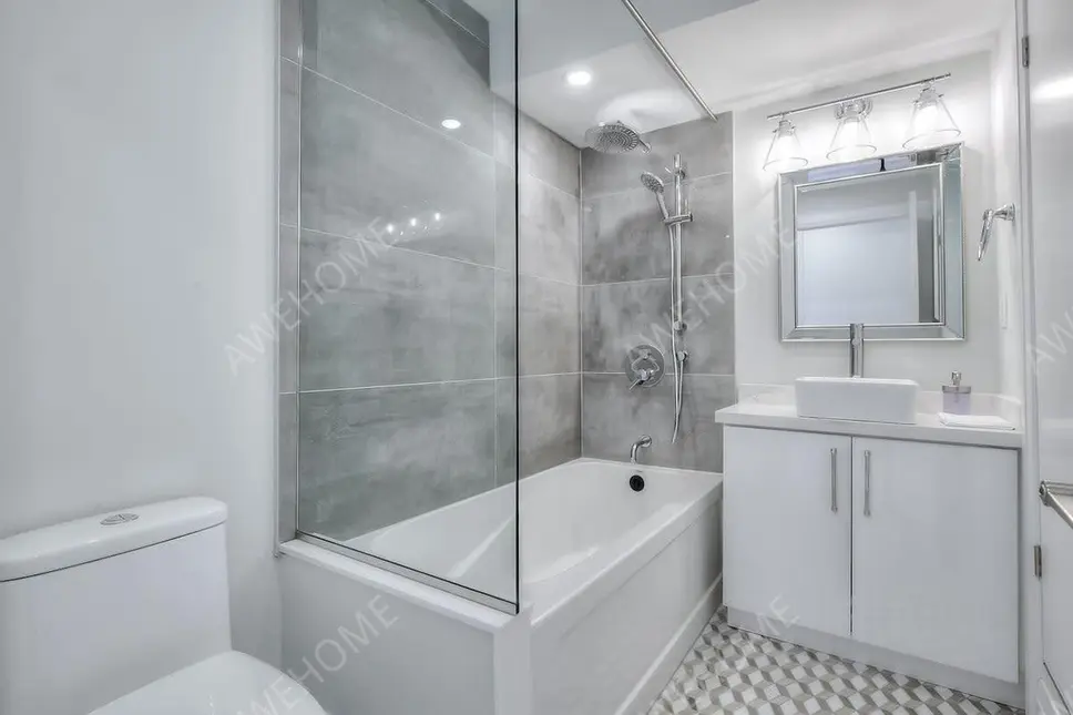 多倫多租房Stunning Split-level 2BR Loft near Dundas Sq