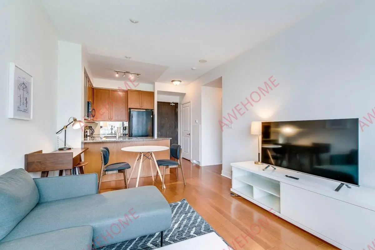 多倫多租房9th Floor Suite Yorkville
