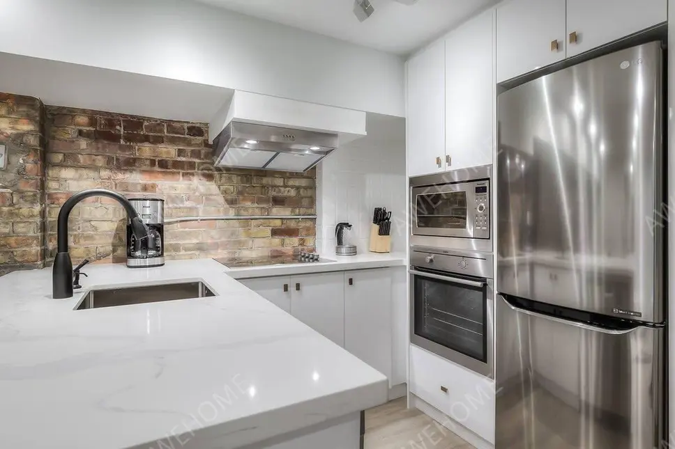 多倫多租房Snazzy 2BR Suite near Dundas Square