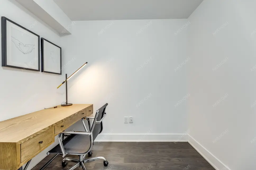 多倫多租房Stunning Bay New 2-Bedroom Suite