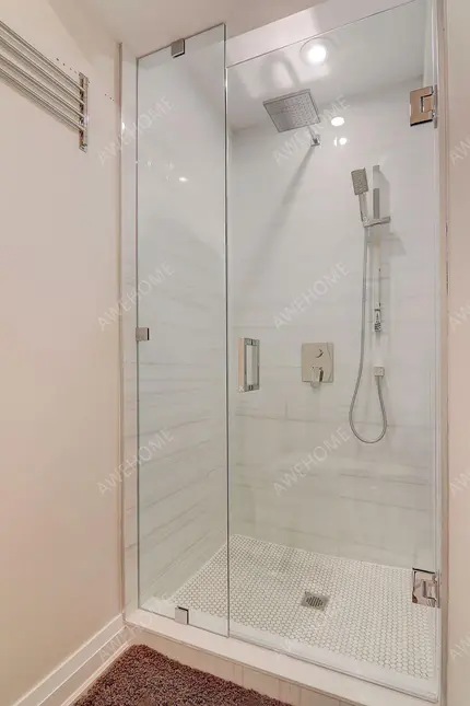 多倫多租房Sleek and Stylish Suite in The Annex