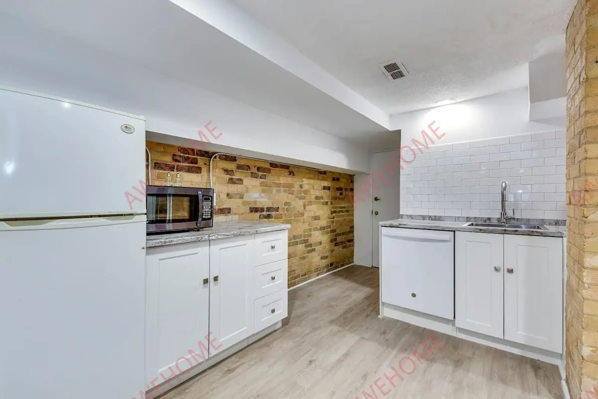 多倫多租房Elegant Spacious Studio in Downtown Toronto