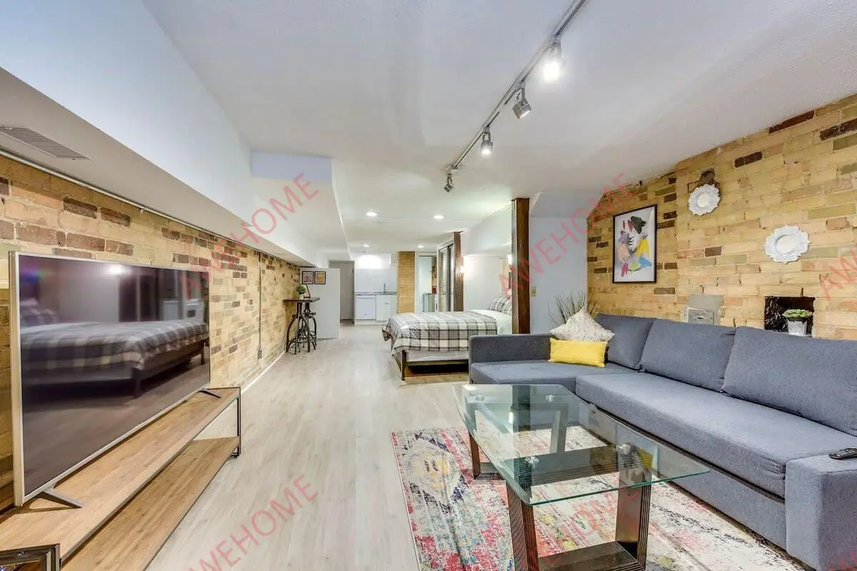 多倫多租房Elegant Spacious Studio in Downtown Toronto