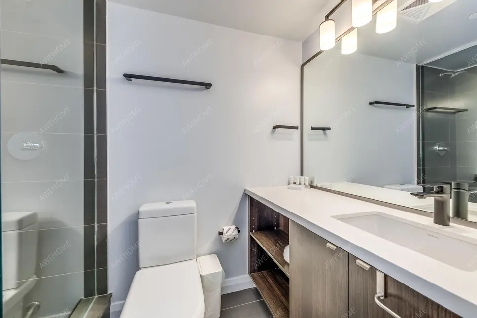 多倫多租房1BR Condo Modern Living