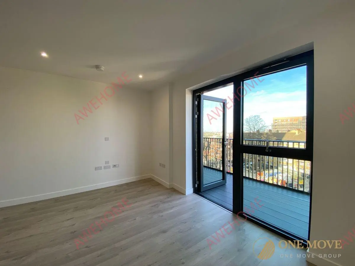 伦敦租房Azure Apartments Dragonfly Walk London 2B