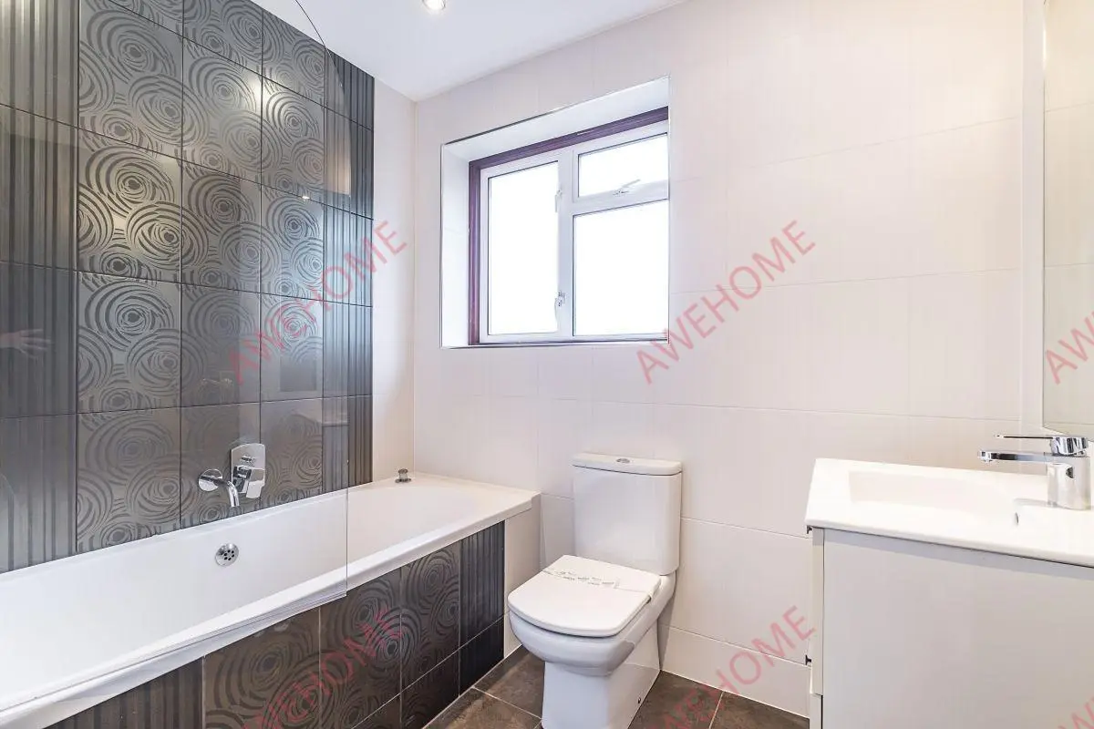 伦敦租房Cardinal Crescent 4B