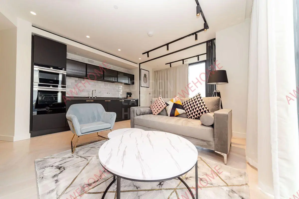 伦敦租房One Crown Place 2B