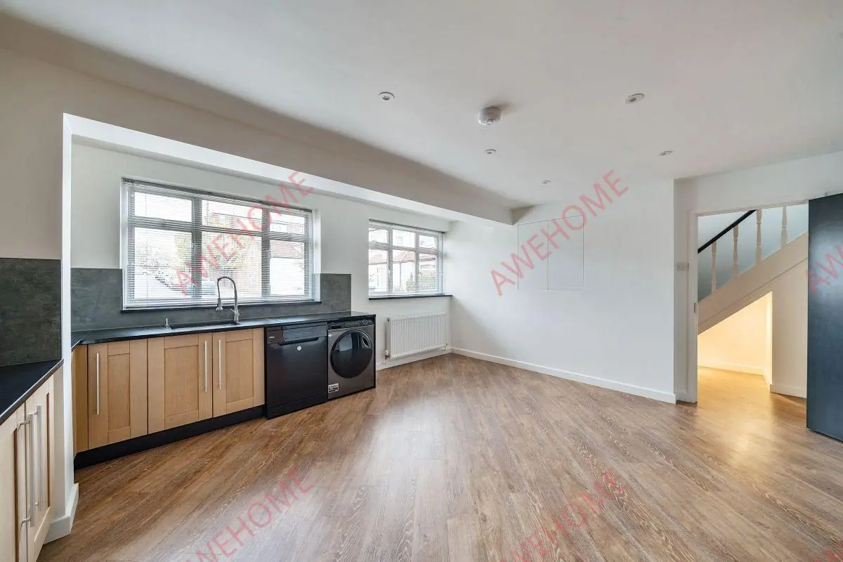 伦敦酒店式公寓租房[酒店式公寓]Ecclesbourne Gardens 3B