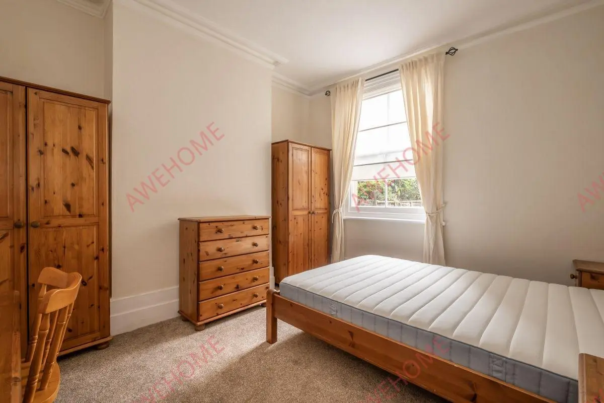 伦敦租房Brightwell Crescent 2B