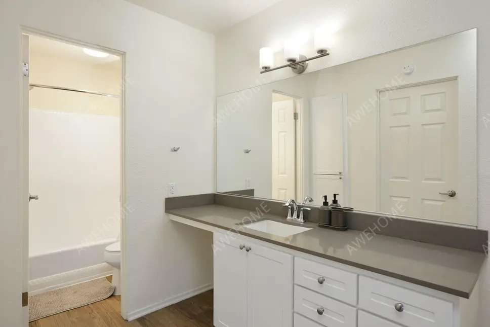 錫爾比奇租房333 1st Street - Shared Room in 2 bed