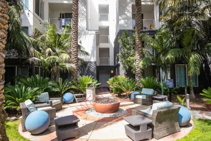 洛杉磯租房Avalon Playa Vista 139