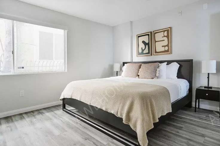 洛杉磯租房1945 Glendon Ave 1279