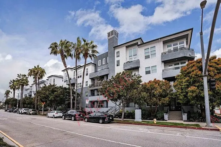 洛杉磯租房7100 Playa Vista Drive 1353
