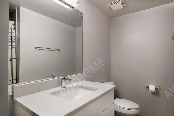 芝加哥租房30 E Roosevelt Rd 803