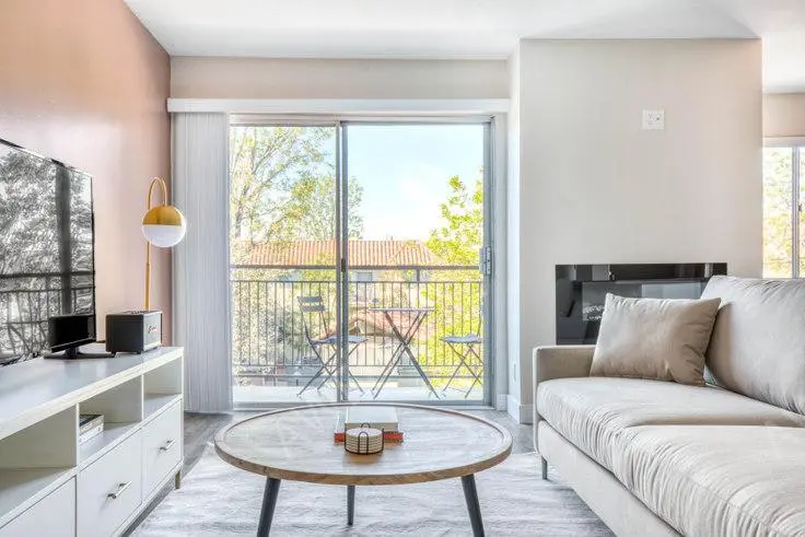 洛杉磯租房Brookside Terrace Apartments 948