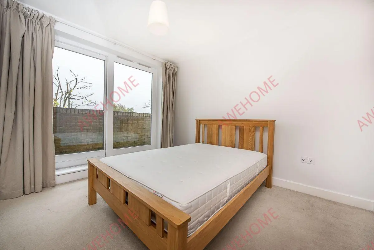 倫敦租房Upper Richmond Road SW15 2B
