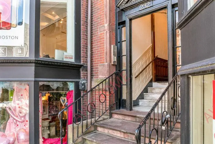 波士頓租房232 Newbury St 782