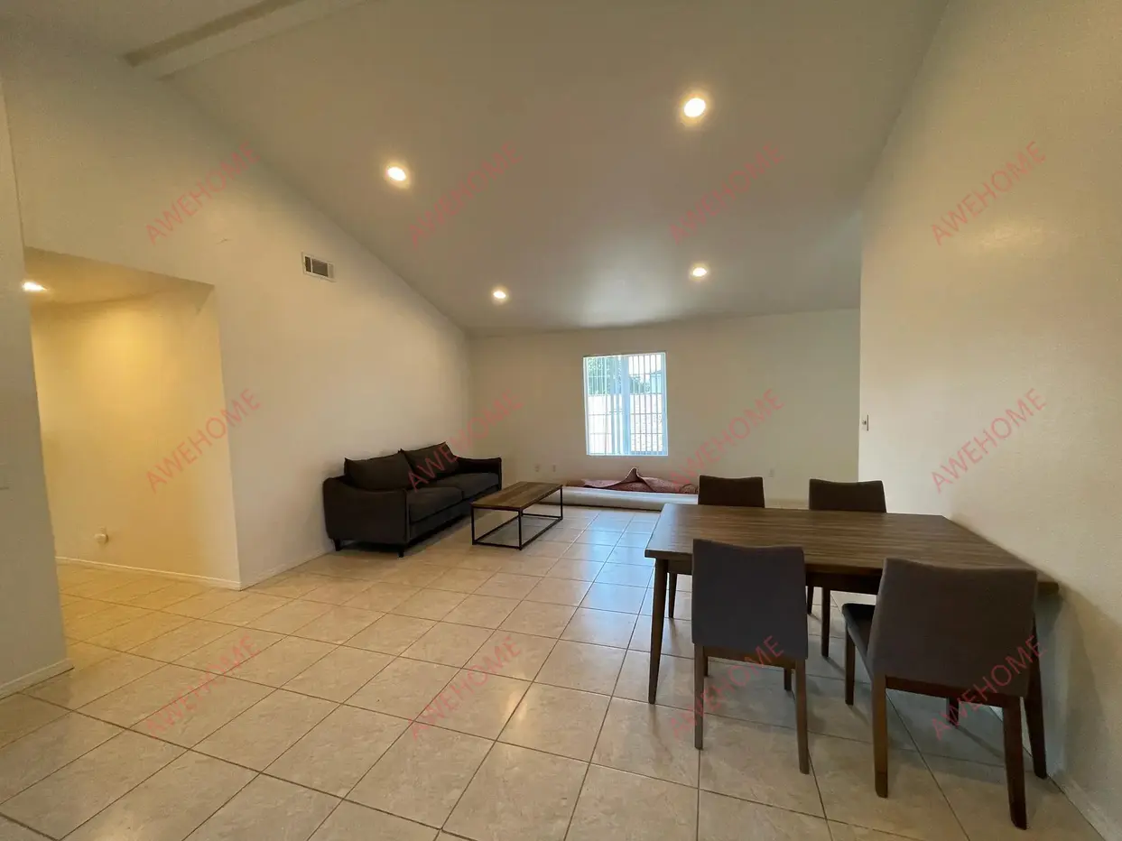 洛杉磯租房3509 S Budlong Avenue