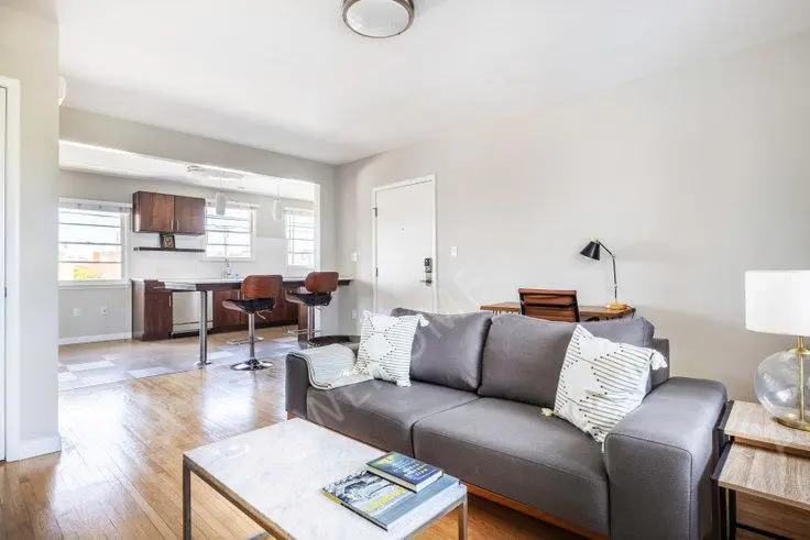 洛杉磯租房Lincoln Place Apartments 413