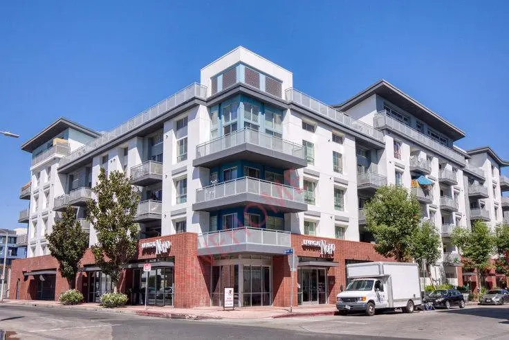 洛杉磯租房Living At NoHo 528