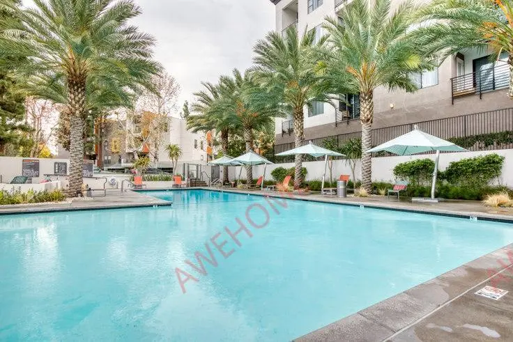 洛杉磯租房AVA Studio City 626