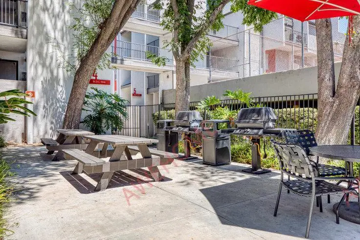 洛杉磯租房Los Feliz Village 502