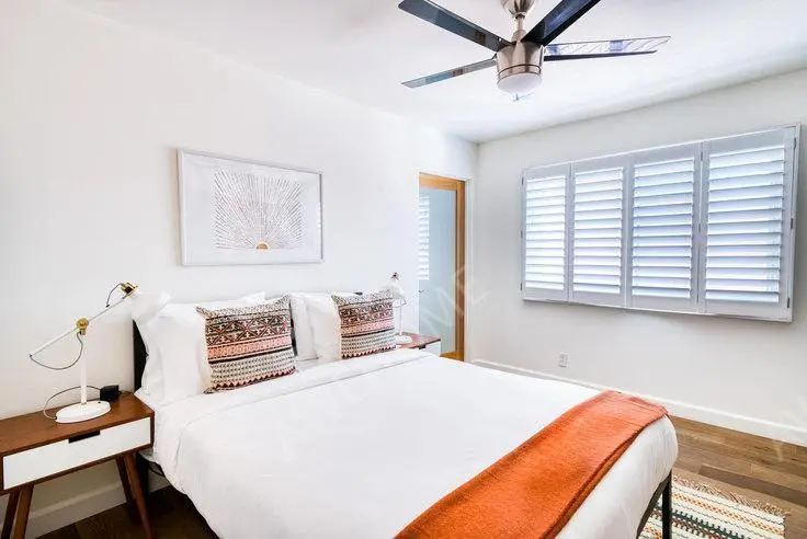 洛杉磯租房24 Catamaran St 1149