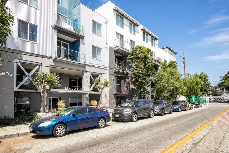 洛杉磯租房Avalon Playa Vista 647