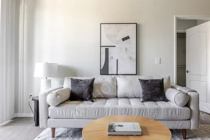 洛杉磯租房2201 S Beverly Glen 1360