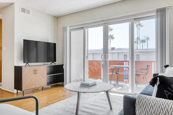 洛杉磯租房Krystal Terrace Apartments 531