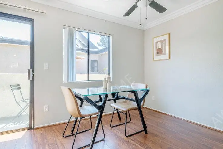 洛杉磯租房Brody Terrace I Apartments 463