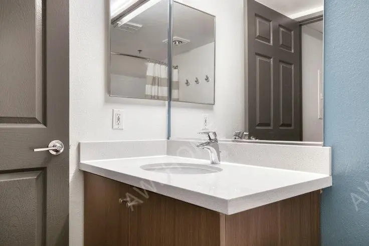洛杉磯租房AVA Studio City 922